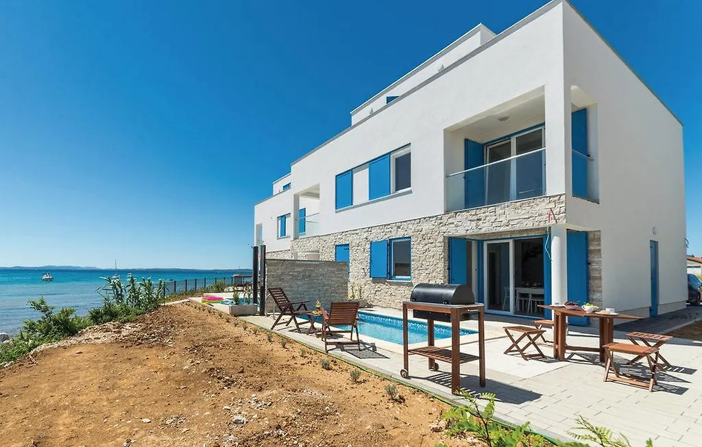 Put Mula Resort Privlaka  0*, Privlaka (Zadar) Croatia