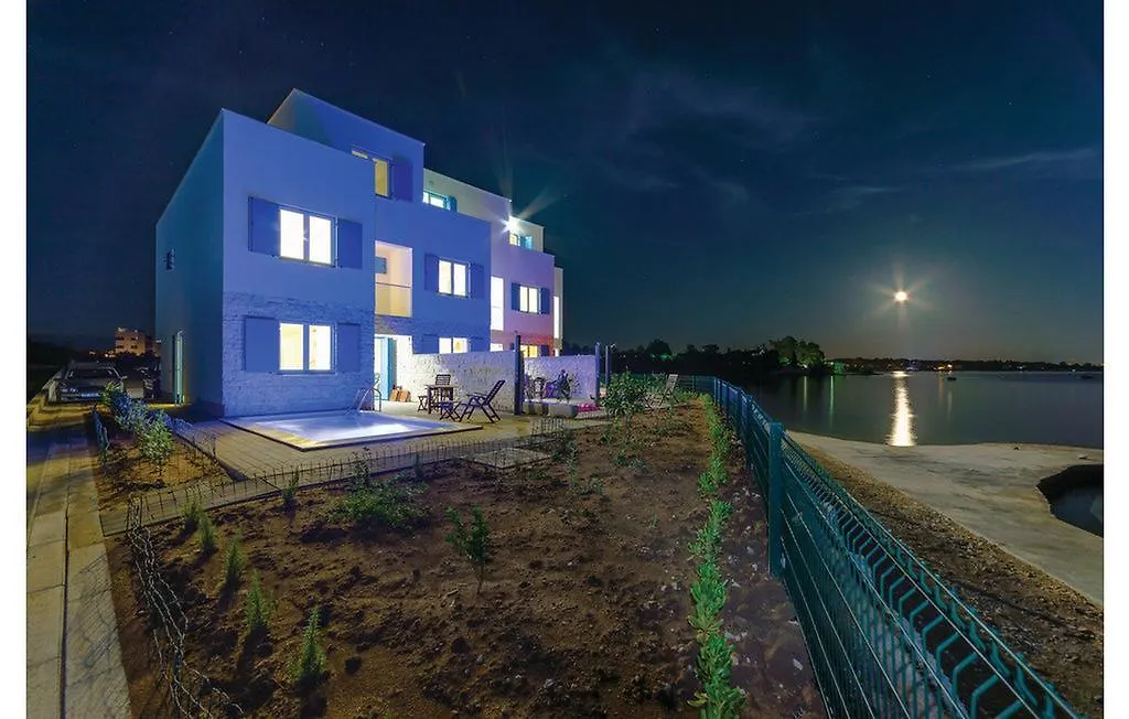 Put Mula Resort Privlaka  0*, Privlaka (Zadar)