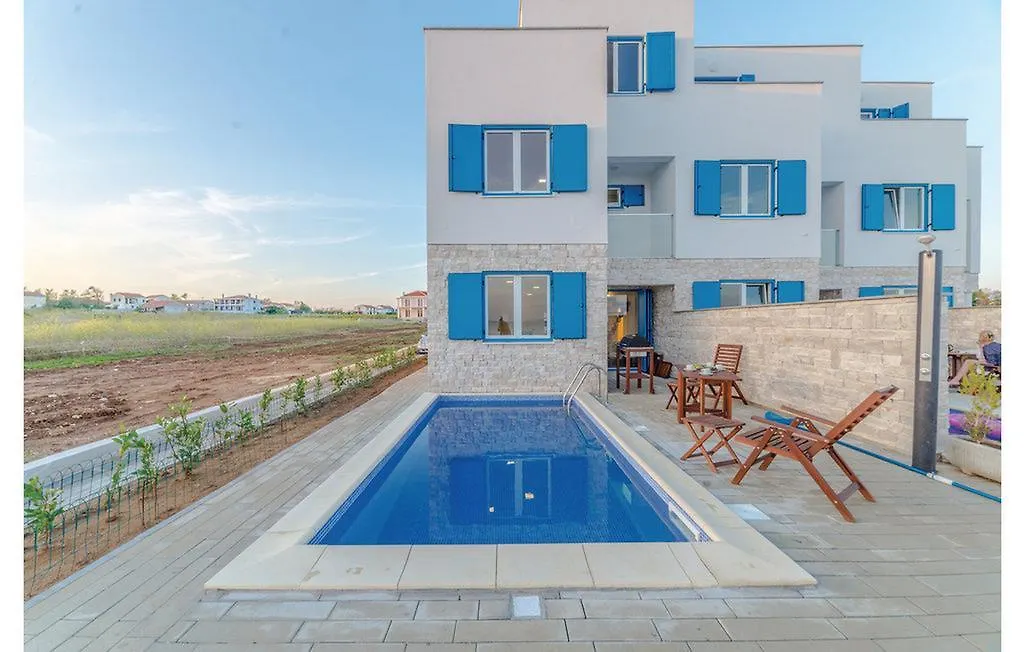 Put Mula Resort Privlaka  0*, Privlaka (Zadar) Croatia